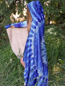 Aqua Mandala Hooded Decke